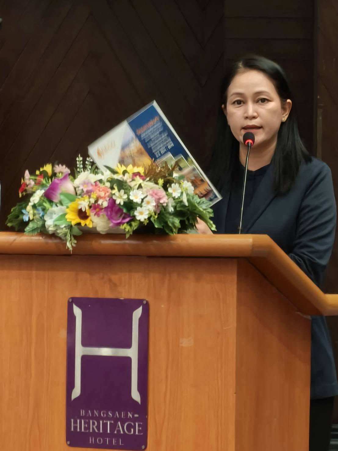 title - ส.ป.ก. ร่วมประชุมชี้แจงโครงการจัดจ้างที่ปรึกษาจัดทำแผนภาพรวมเพื่อการพัฒนาเขตพัฒนาพิเศษภาคตะวันออก แผนการใช้ประโยชน์ในที่ดินในภาพรวม แผนพัฒนาโครงสร้างพื้นฐานและระบบสาธารณูปโภค และแผนการให้บริการภาครัฐแบบเบ็ดเสร็จครบวงจร พ.ศ. 2571 - 2575 ณ จังหวัดชลบุรี